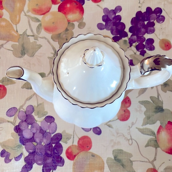 VTG 1980’s Royal Albert Coffee Service - Picture 2 of 6